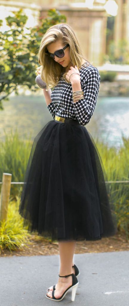 How To Wear A Black Tulle Skirt Professionally 6822