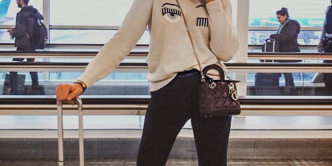 joggers airport outfit